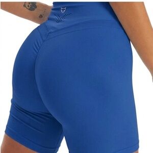 TomTiger Seamless Scrunch Butt Biker Short 6"•Royal Blue